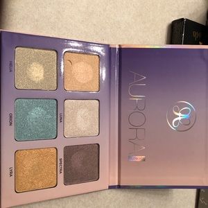Anastasia Beverly Hills Aurora Glow kit